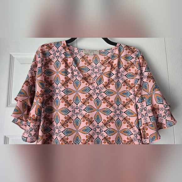 LOFT Geometric Floral V-Neck Ruffle Sleeve Top Size XS - Picture 3 of 12